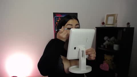 milania_milaa online show from 10-10-25, 06:56
