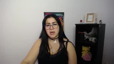 milania_milaa online show from 10-16-25, 09:43