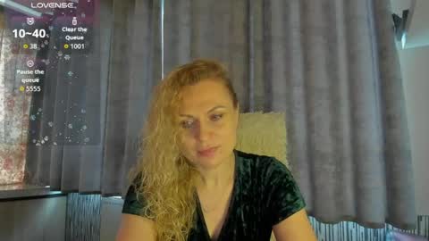 Snapshot of milanna_x chatting on 05-22-26, 04:08 milanna_x online show from 05-22-26, 04:08