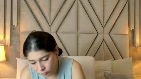 Snapshot of milarux chatting on 04-25-26, 02:47 milarux online show from 04-25-26, 02:47