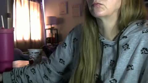 Mila online show from 03-31-26, 02:06