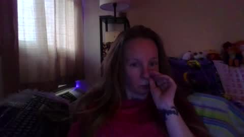 Mila online show from 04-12-26, 02:00