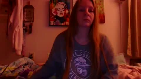 Mila online show from 04-20-26, 11:35