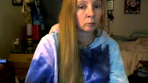 Snapshot of milastoned chatting on 05-10-26, 02:06 Mila online show from 05-10-26, 02:06