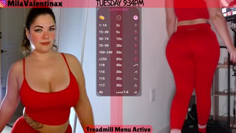 Snapshot of milavalentinax chatting on 11-19-25, 02:33 Mila Valentina online show from 11-19-25, 02:33