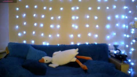 Milaxcute online show from 02-19-25, 11:49