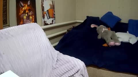 Milaxcute online show from 09-15-25, 01:33