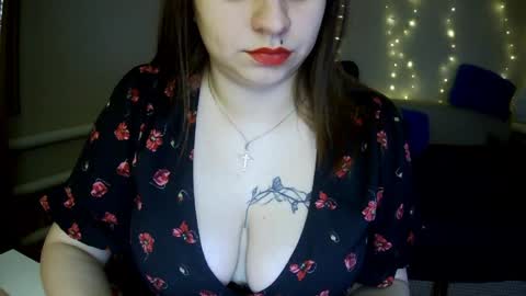 Milaxcute online show from 04-11-26, 11:14