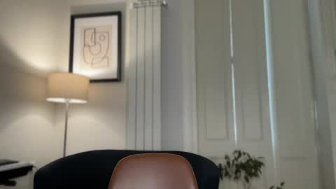 Mila online show from 03-26-26, 10:21