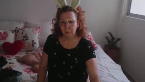 Snapshot of milchanell chatting on 09-14-25, 10:53 milchanell online show from 09-14-25, 10:53