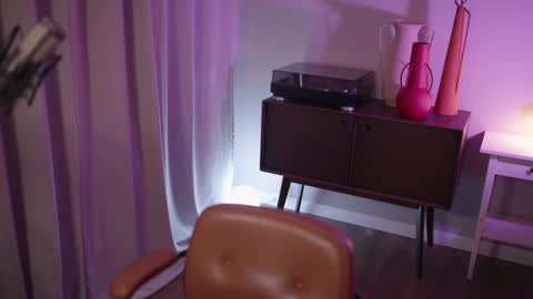 Snapshot of mileeena chatting on 01-08-25, 10:59 M Telegram mamagotachannel online show from 01-08-25, 10:59