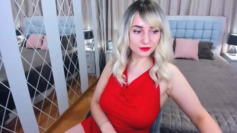 Snapshot of milenadaisy chatting on 02-13-26, 09:27 MilenaDaisy online show from 02-13-26, 09:27