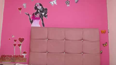 Snapshot of milenamount303av chatting on 11-26-25, 08:54 milenamount303av online show from 11-26-25, 08:54