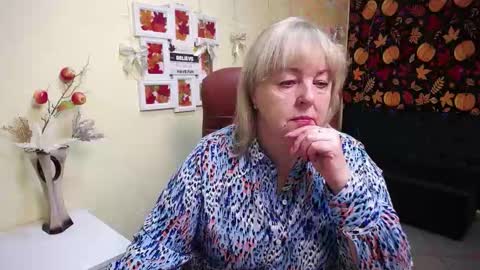 Milena online show from 11-25-25, 06:13