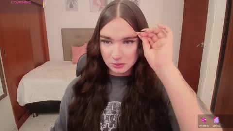 Miley online show from 01-12-26, 06:35