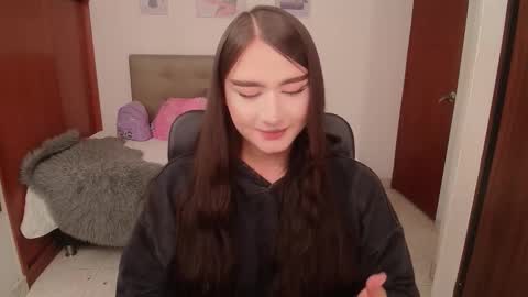 Miley online show from 03-04-26, 02:56