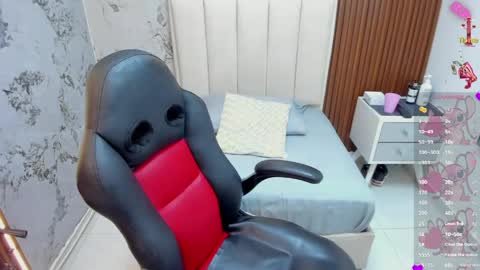 MILEY online show from 04-18-26, 07:07