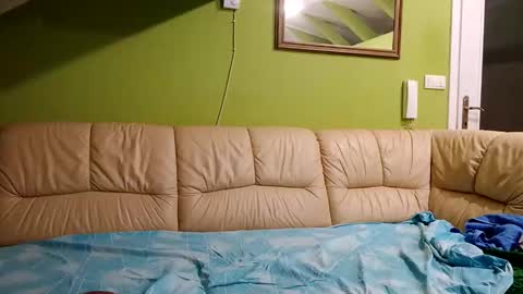 Snapshot of milf44milf chatting on 05-27-26, 06:38 milf44milf online show from 05-27-26, 06:38