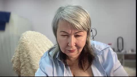 Charlotte online show from 11-14-25, 04:55