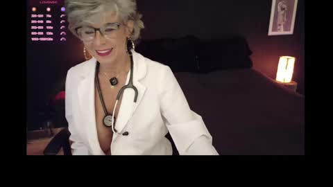 Snapshot of milf_ette chatting on 05-18-26, 10:48 Fabiola online show from 05-18-26, 10:48