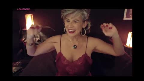 Snapshot of milf_ette chatting on 06-03-26, 12:35 Fabiola online show from 06-03-26, 12:35