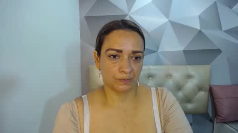 Snapshot of milf_hugeboobs chatting on 11-13-25, 10:47 milf_hugeboobs online show from 11-13-25, 10:47