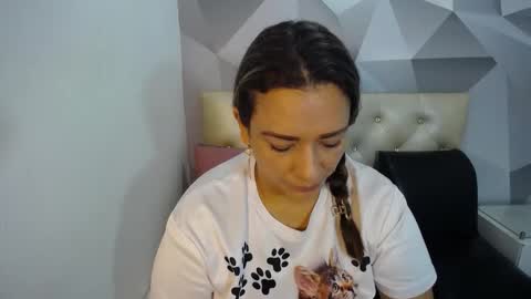 Snapshot of milf_hugeboobs chatting on 11-29-25, 10:51 milf_hugeboobs online show from 11-29-25, 10:51