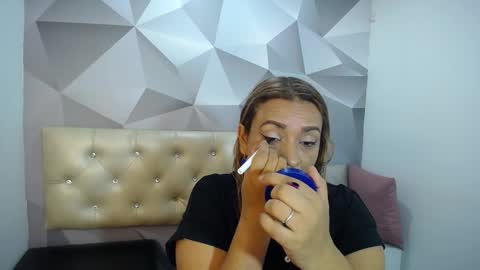 Snapshot of milf_hugeboobs chatting on 12-14-25, 10:42 milf_hugeboobs online show from 12-14-25, 10:42