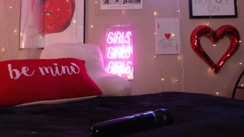 Snapshot of milf_lacey chatting on 01-31-25, 01:11 Milf Lacey online show from 01-31-25, 01:11