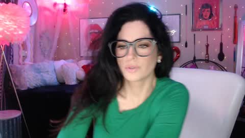Snapshot of milf_lacey chatting on 03-09-25, 10:08 Milf Lacey online show from 03-09-25, 10:08