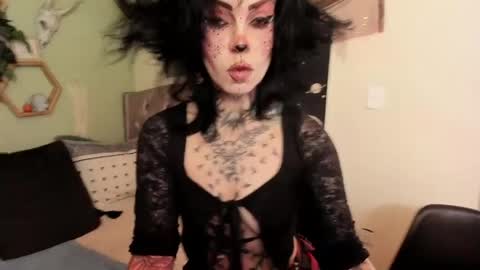 Isabella online show from 05-27-26, 01:52