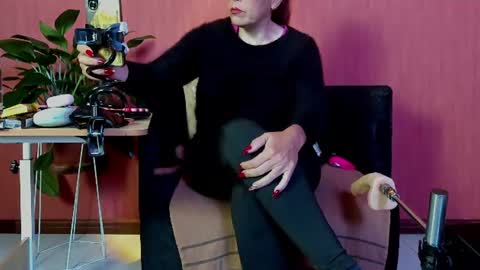  milf sikiu  online show from 06-09-26, 09:48