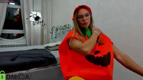 Snapshot of milf_tea chatting on 10-31-25, 01:06 Thea NONUDE in public GMT2 Mon 3-9 AM Wed 3-9 AM Thur 3-9 AM Fri 3-9 AM Sun 3-9 AM. online show from 10-31-25, 01:06