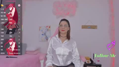 Aura  online show from 11-30-25, 02:15