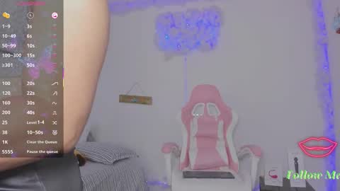 Aura  online show from 03-16-26, 03:01