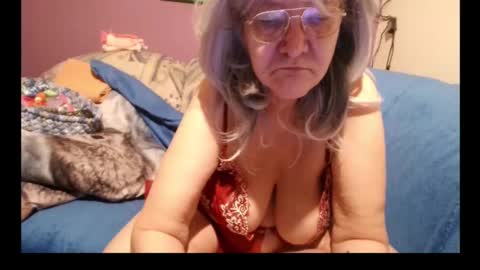 Milfchantal online show from 01-26-25, 09:51