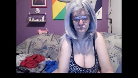 Milfchantal online show from 02-17-25, 07:58