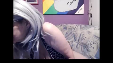 Milfchantal online show from 02-25-25, 07:52