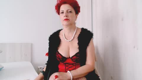 Milfsupreme online show from 09-12-25, 11:32