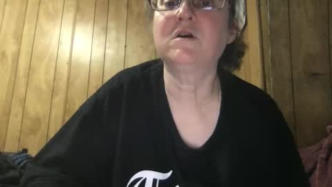 Snapshot of milfmichelle69 chatting on 03-12-26, 11:00 milfmichelle69 online show from 03-12-26, 11:00