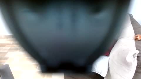 Snapshot of milfrosalie chatting on 11-07-25, 09:31 Rosalie online show from 11-07-25, 09:31