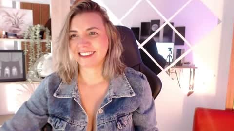 Sara  online show from 07-12-26, 11:12