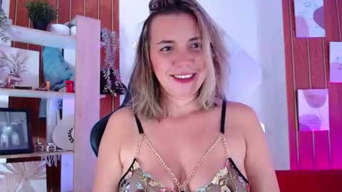 Sara  online show from 07-28-26, 12:48