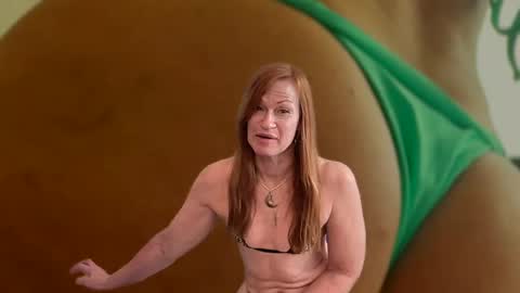 Mia online show from 07-15-26, 06:46