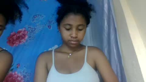 Snapshot of milinasy chatting on 06-27-26, 12:33 milinasy online show from 06-27-26, 12:33