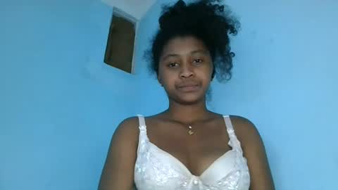 Snapshot of milinasy chatting on 07-04-26, 01:06 milinasy online show from 07-04-26, 01:06