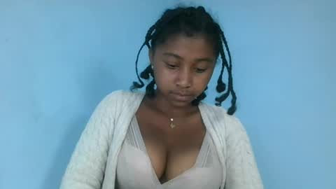 Snapshot of milinasy chatting on 07-14-26, 10:26 milinasy online show from 07-14-26, 10:26