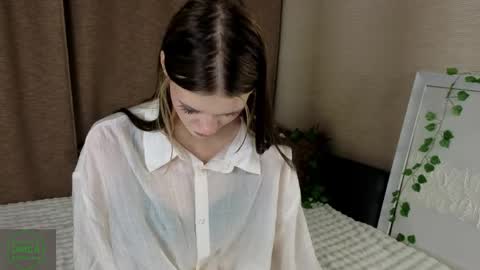 Milisa online show from 05-25-26, 08:37