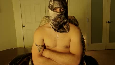 Snapshot of militaryfratboy chatting on 05-27-26, 06:43 militaryfratboy online show from 05-27-26, 06:43