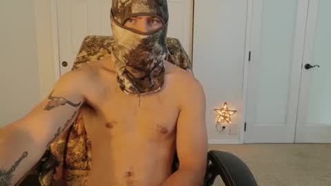 Snapshot of militaryfratboy chatting on 06-03-26, 01:36 militaryfratboy online show from 06-03-26, 01:36